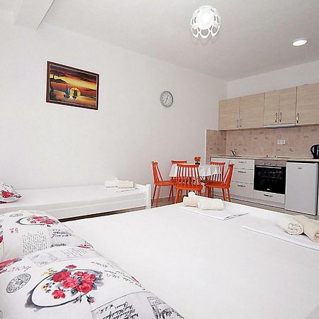 Tosic Apartmani Bar Buitenkant foto